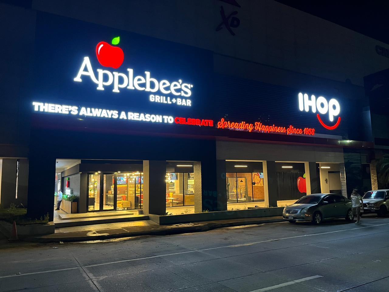 iihop-applebees-newstore.jpg