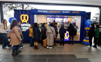 auntie-annes-cheshire-oaks3